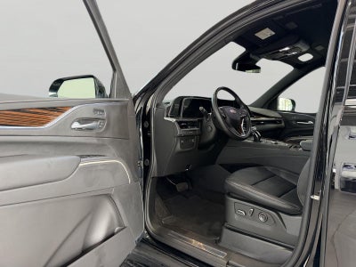 2024 Cadillac Escalade 4WD Luxury