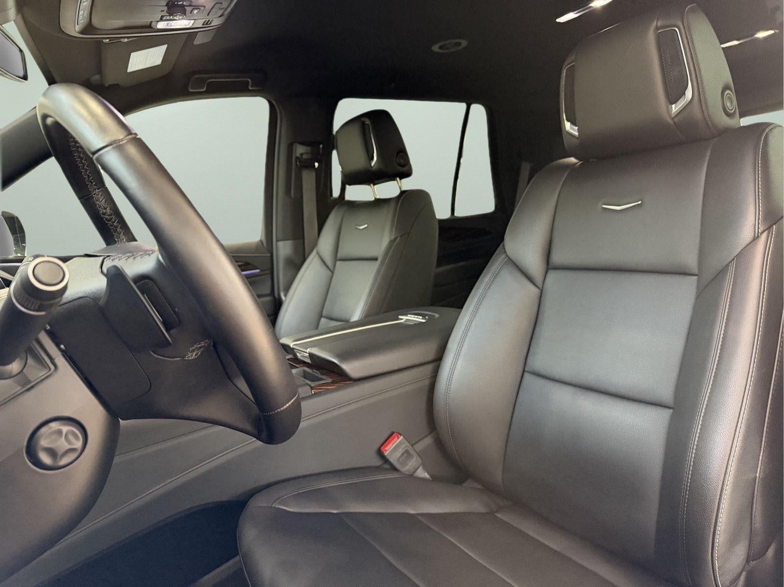 2024 Cadillac Escalade 4WD Luxury