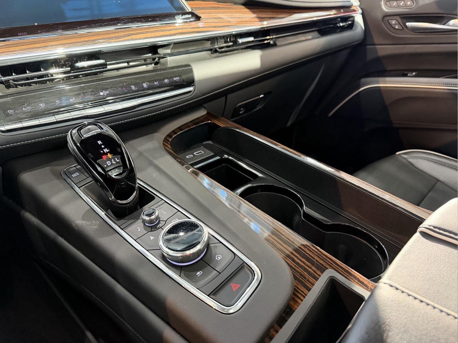 2024 Cadillac Escalade 4WD Premium Luxury