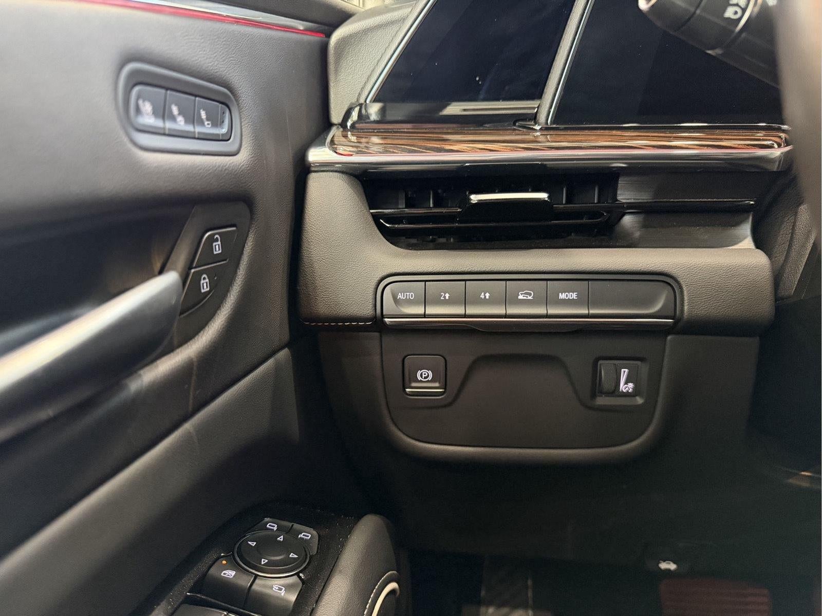2024 Cadillac Escalade 4WD Premium Luxury