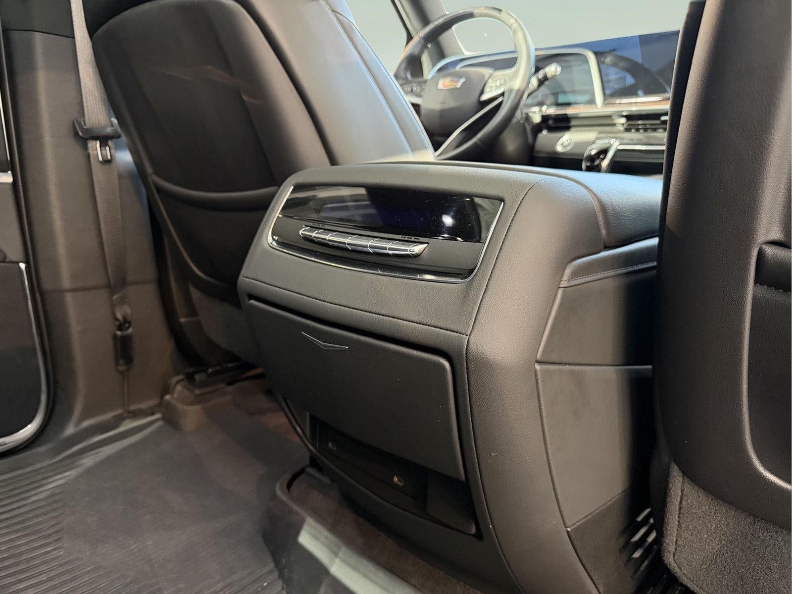2024 Cadillac Escalade 4WD Premium Luxury