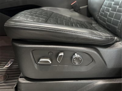 2024 Cadillac Escalade 4WD Sport Platinum