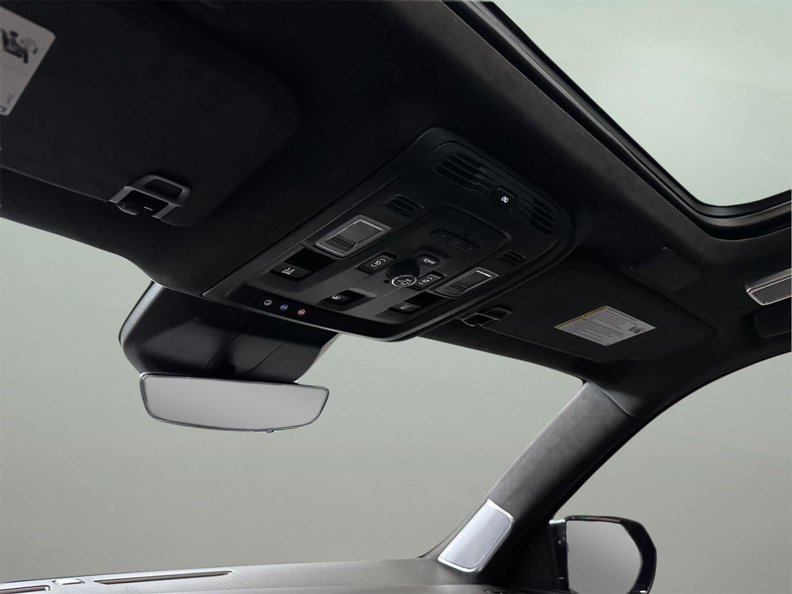2024 Cadillac Escalade 4WD Sport Platinum