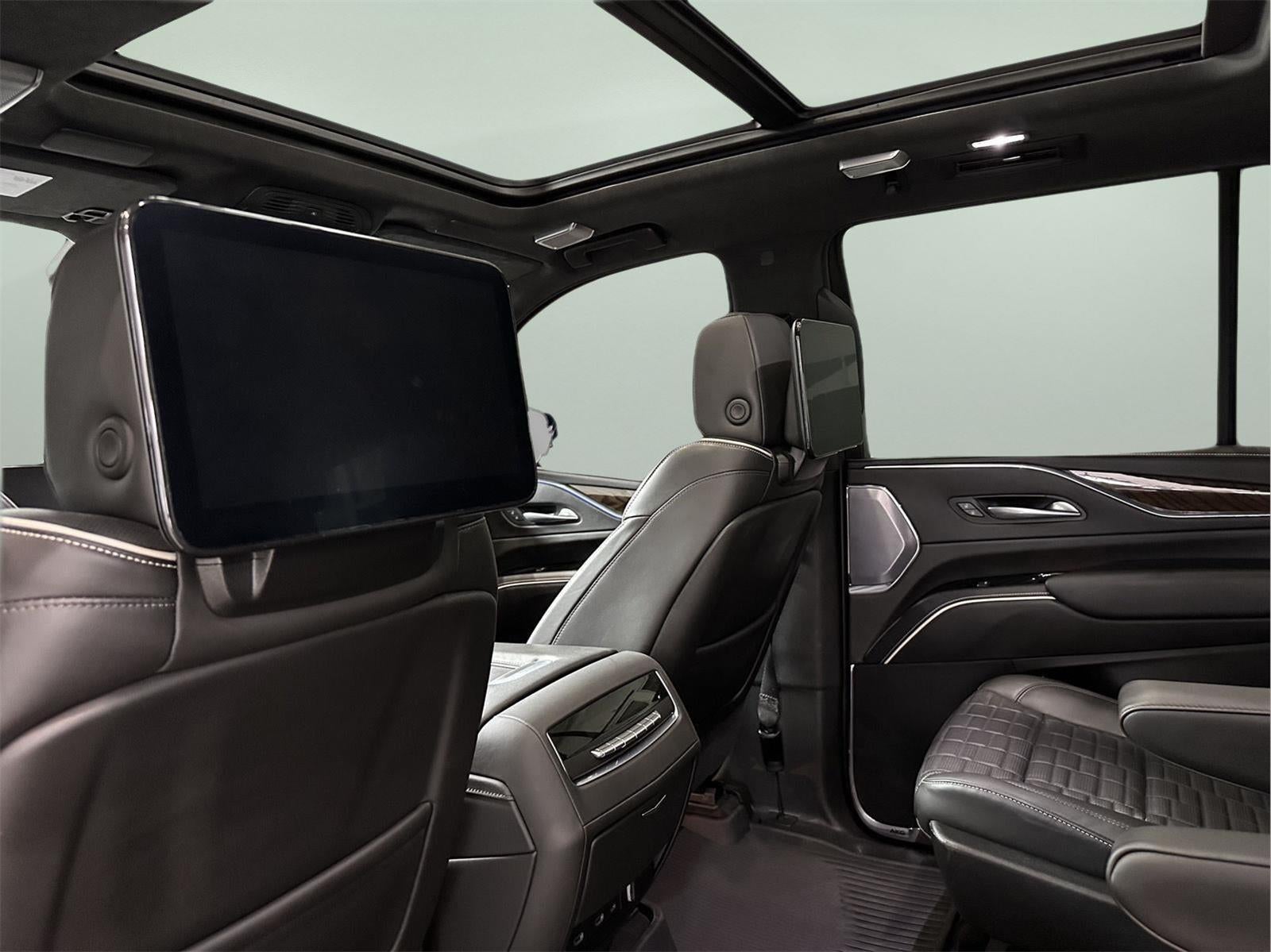 2024 Cadillac Escalade 4WD Sport Platinum