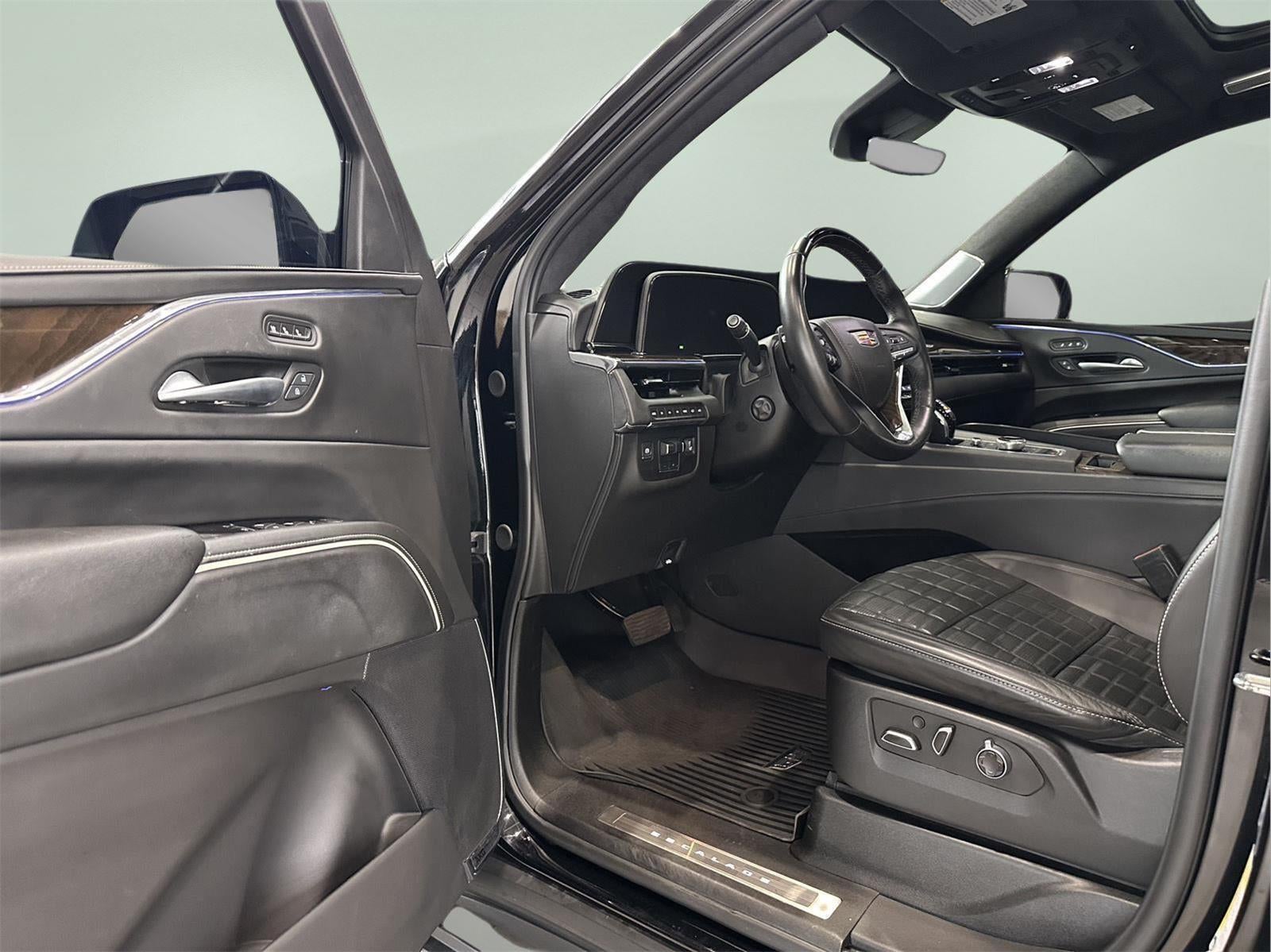 2024 Cadillac Escalade 4WD Sport Platinum