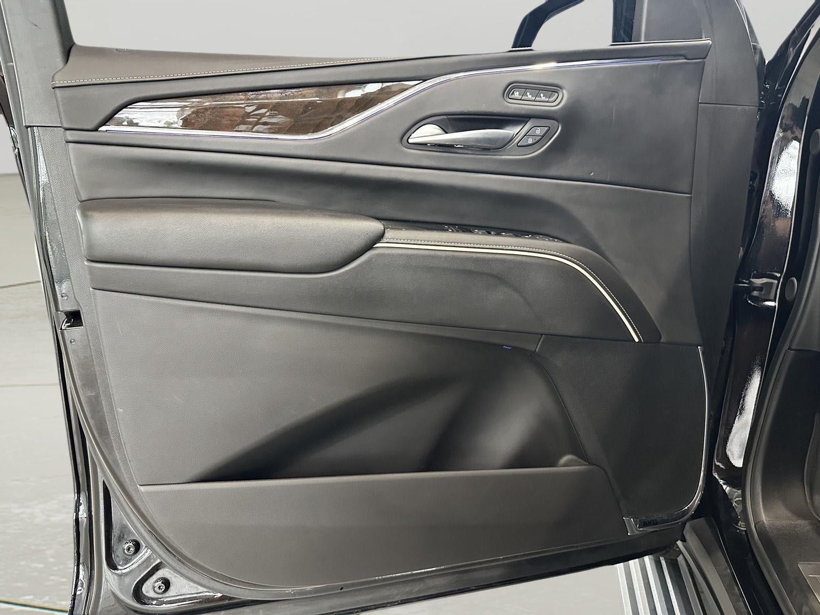2024 Cadillac Escalade 4WD Sport Platinum