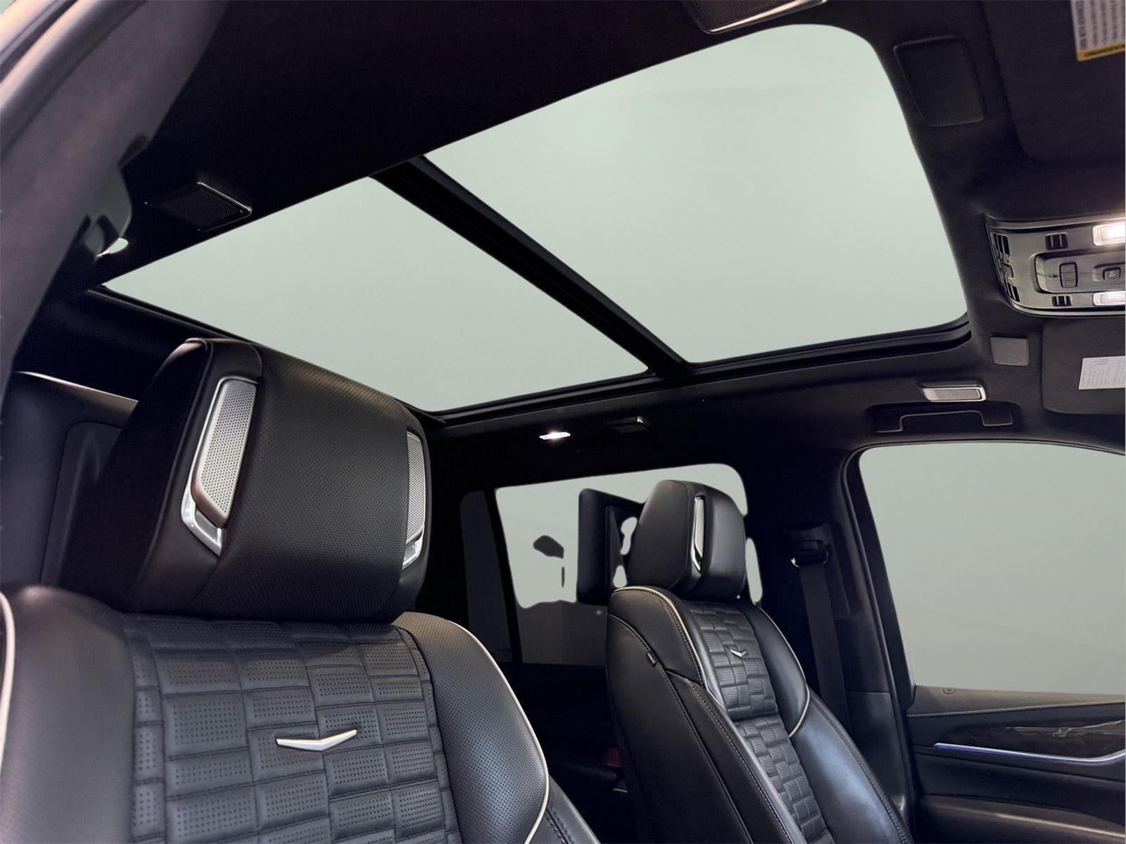 2022 Cadillac Escalade ESV Premium Luxury Platinum