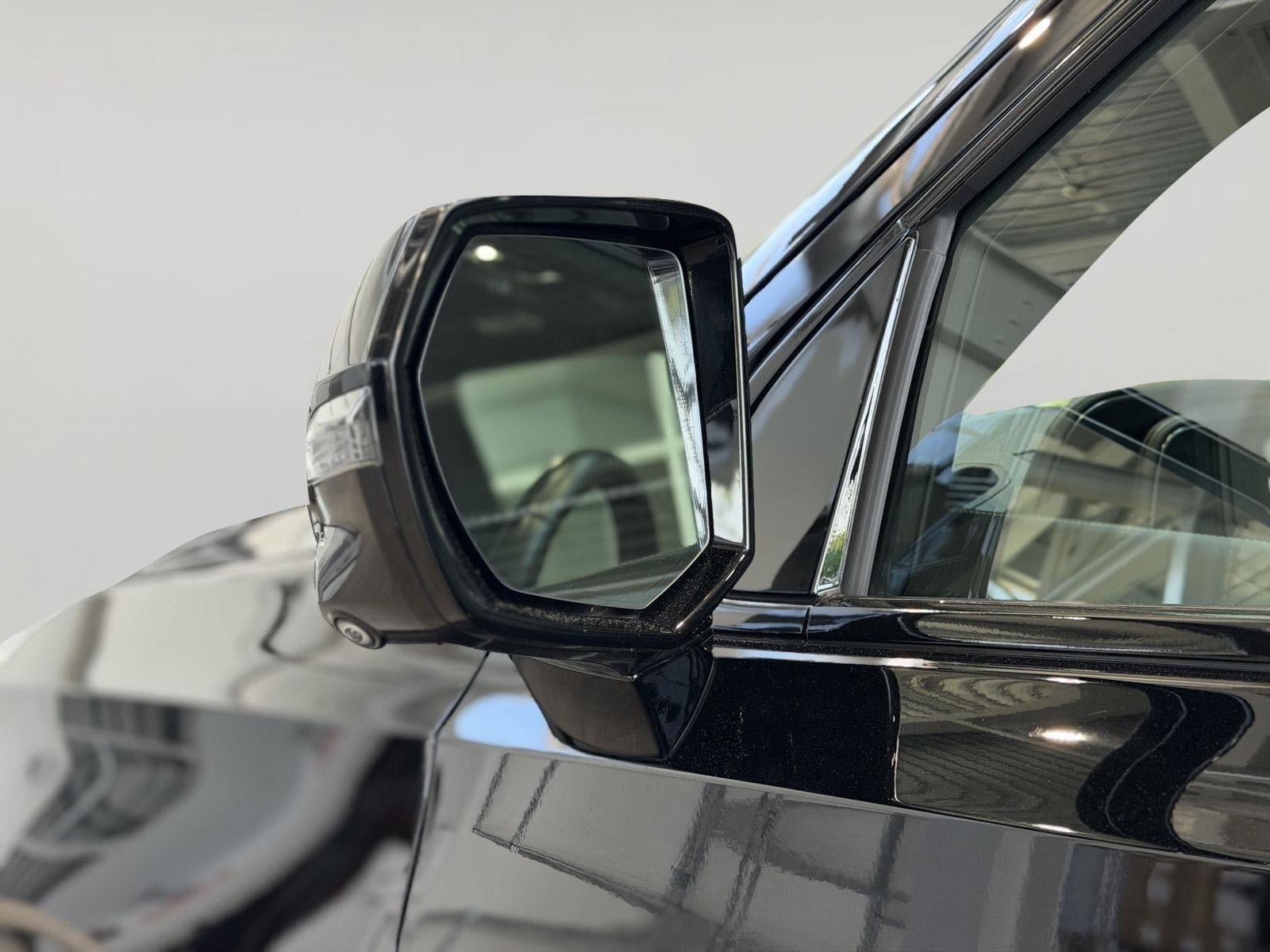 2022 Cadillac Escalade ESV Premium Luxury Platinum