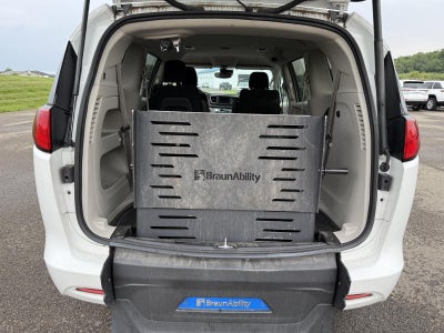 2023 Chrysler Voyager/BRAUN MOBILITY LX/BRAUN MOBILITY