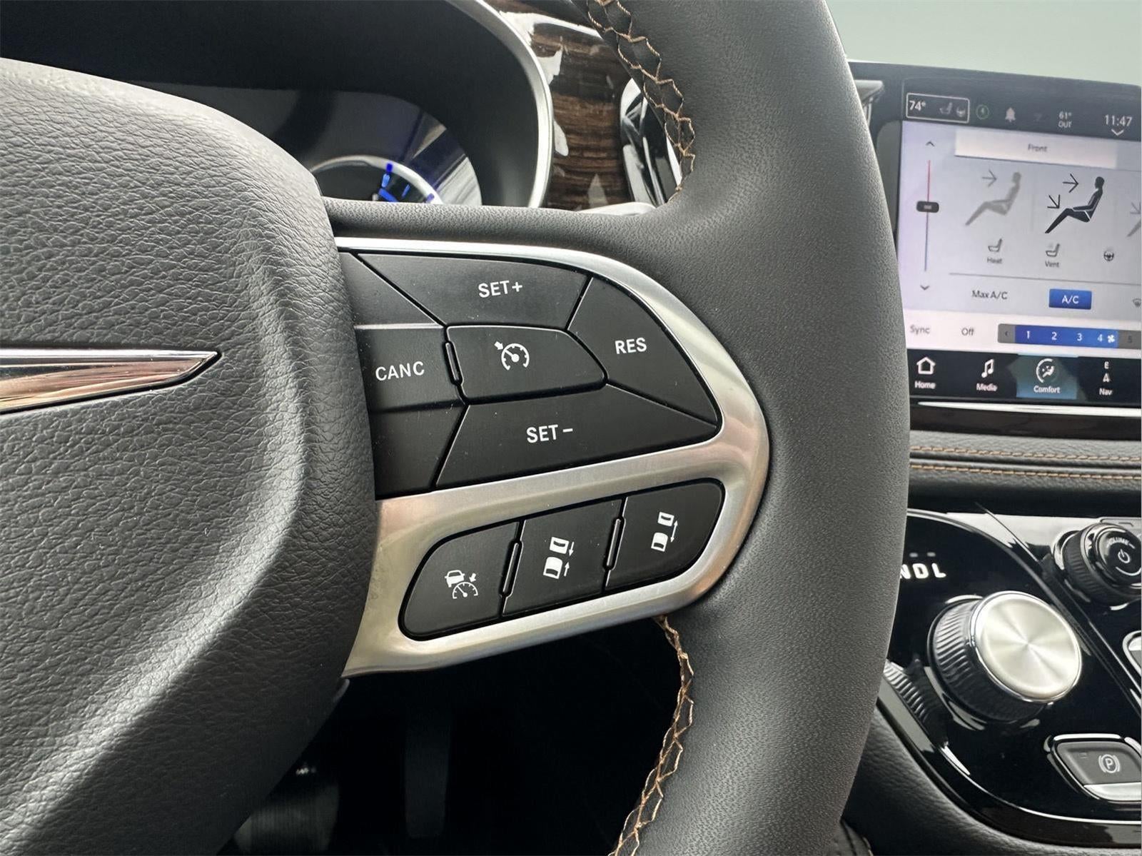 2023 Chrysler Pacifica Hybrid Pinnacle