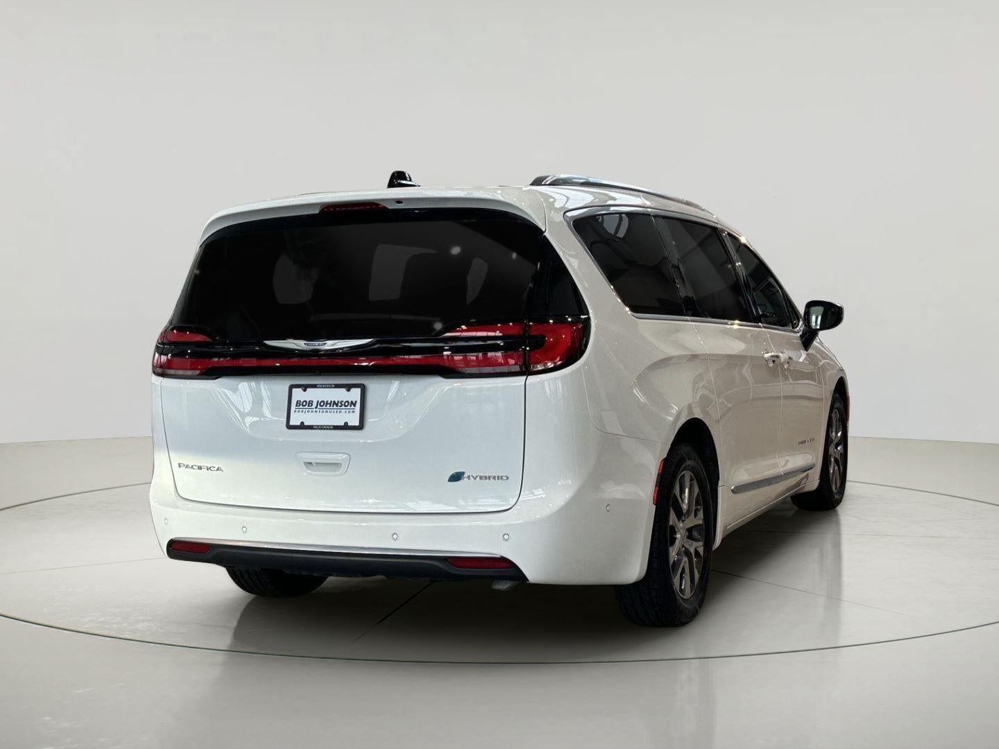 2023 Chrysler Pacifica Hybrid Pinnacle