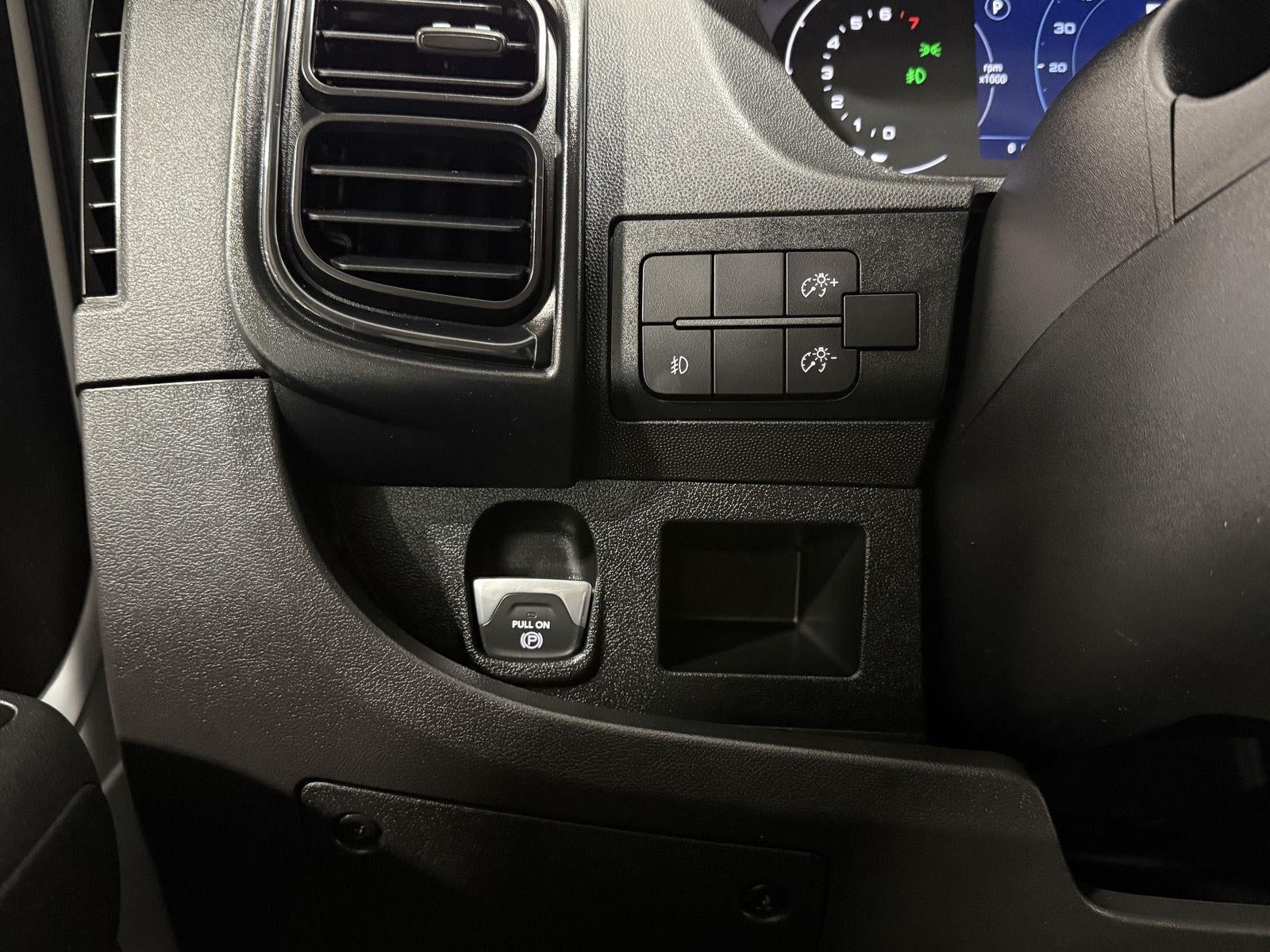 2025 RAM ProMaster Cargo Van Tradesman