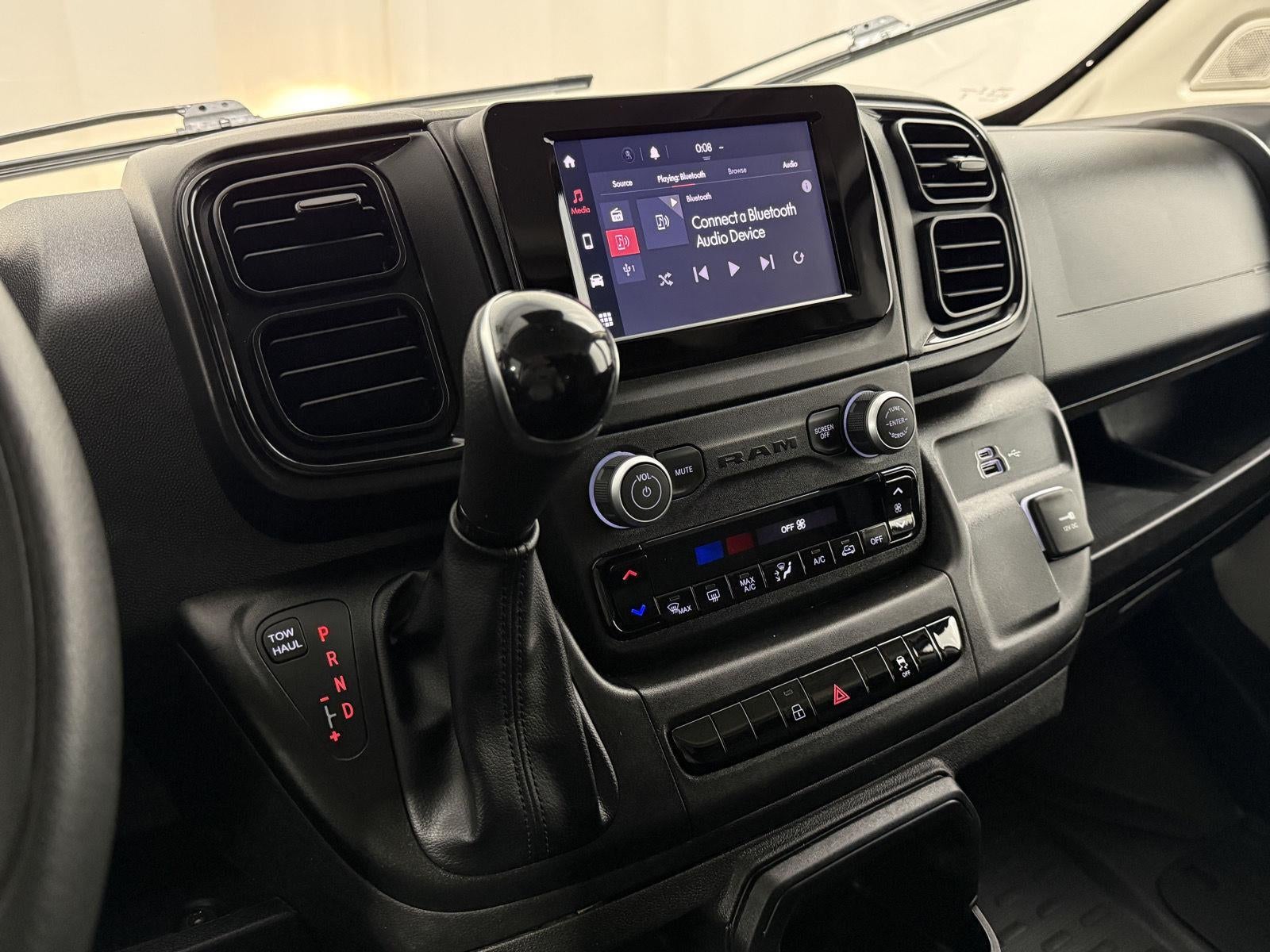 2025 RAM ProMaster Cargo Van Tradesman