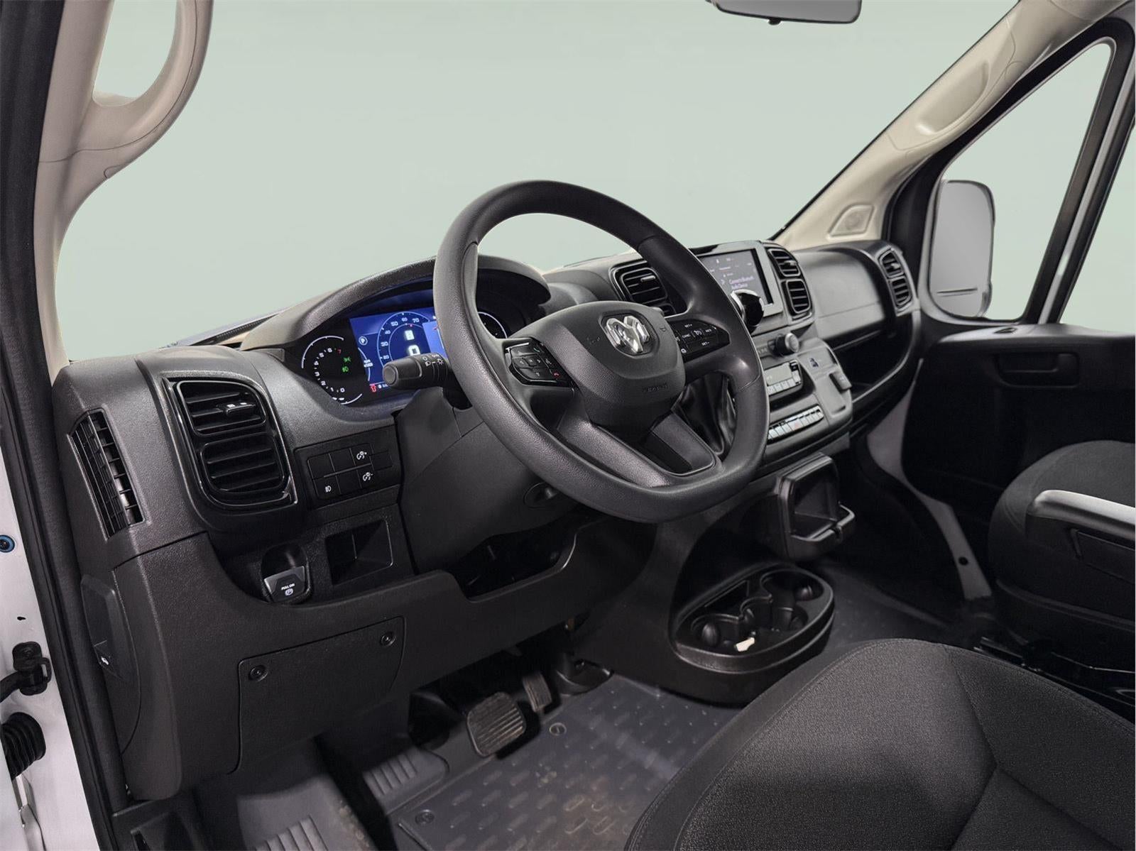 2025 RAM ProMaster Cargo Van Tradesman