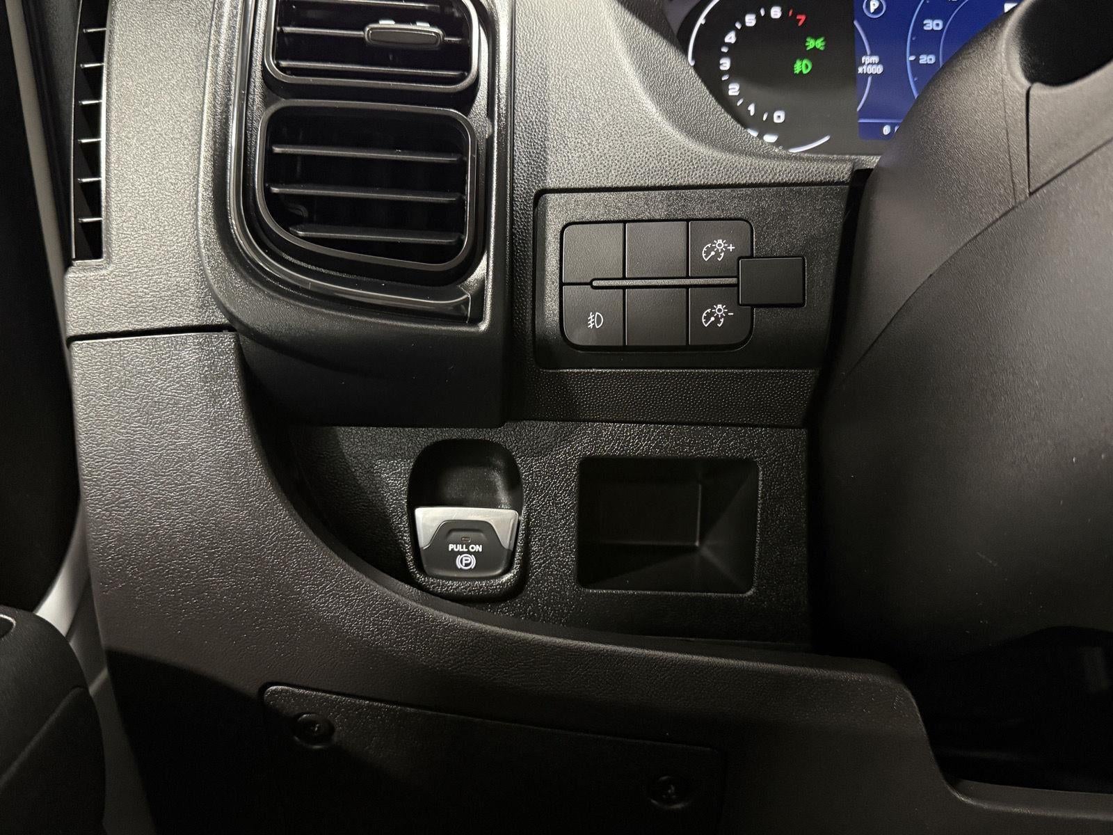 2025 RAM ProMaster Cargo Van Tradesman
