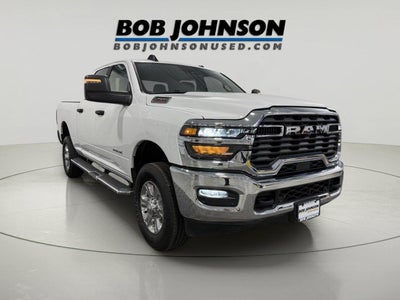 2026 RAM 2500 Big Horn/CHROME PACKAGE