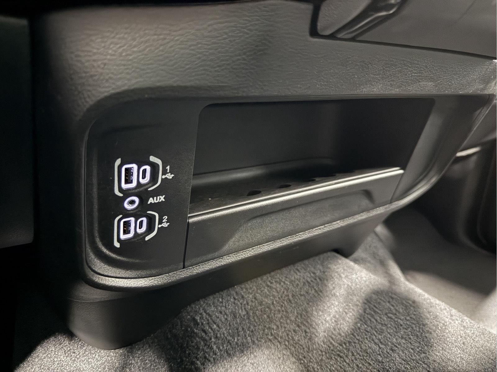 2026 RAM 2500 Big Horn/NIGHT EDITION