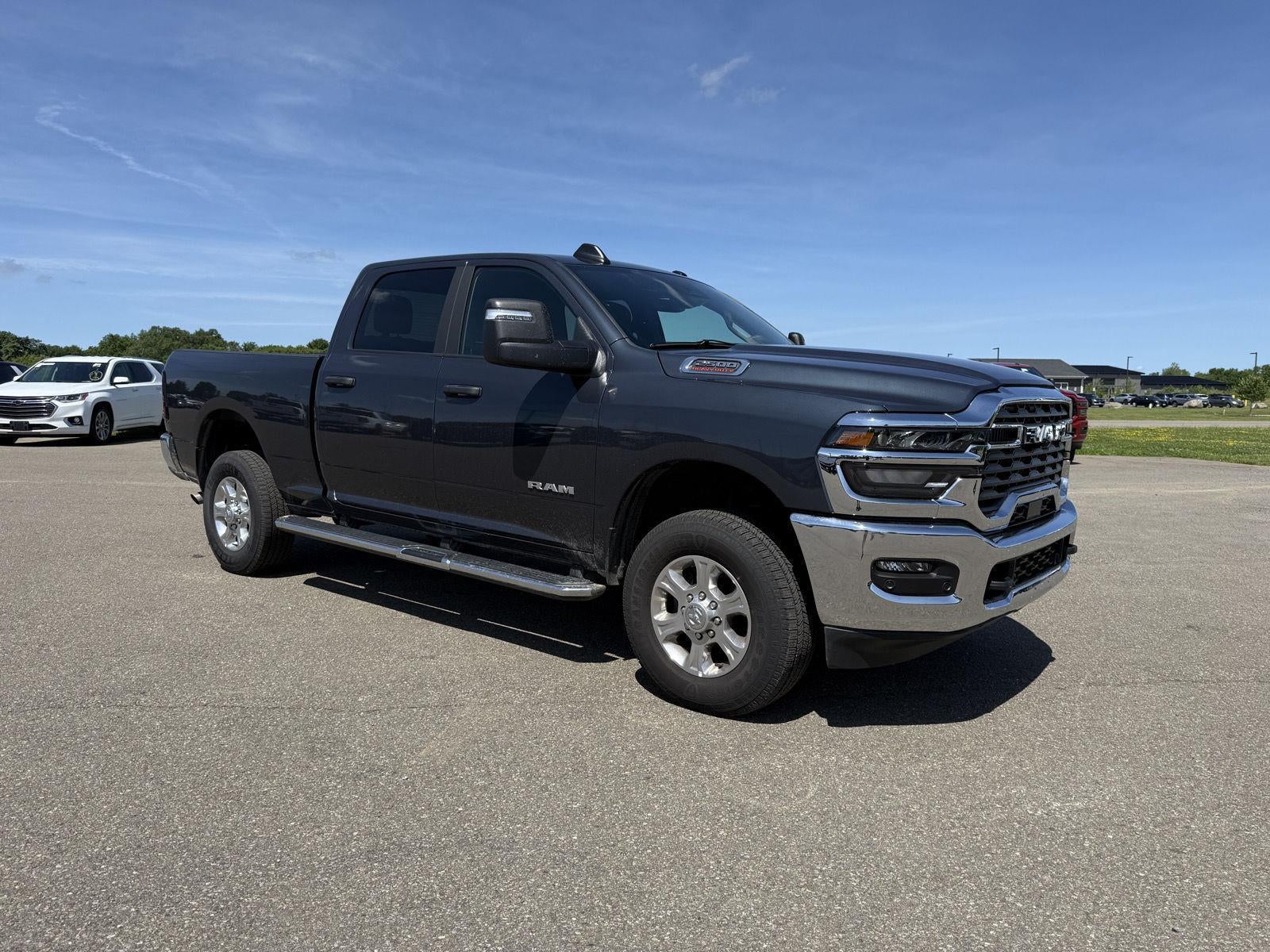 2026 RAM 2500 Big Horn/CHROME PACKAGE
