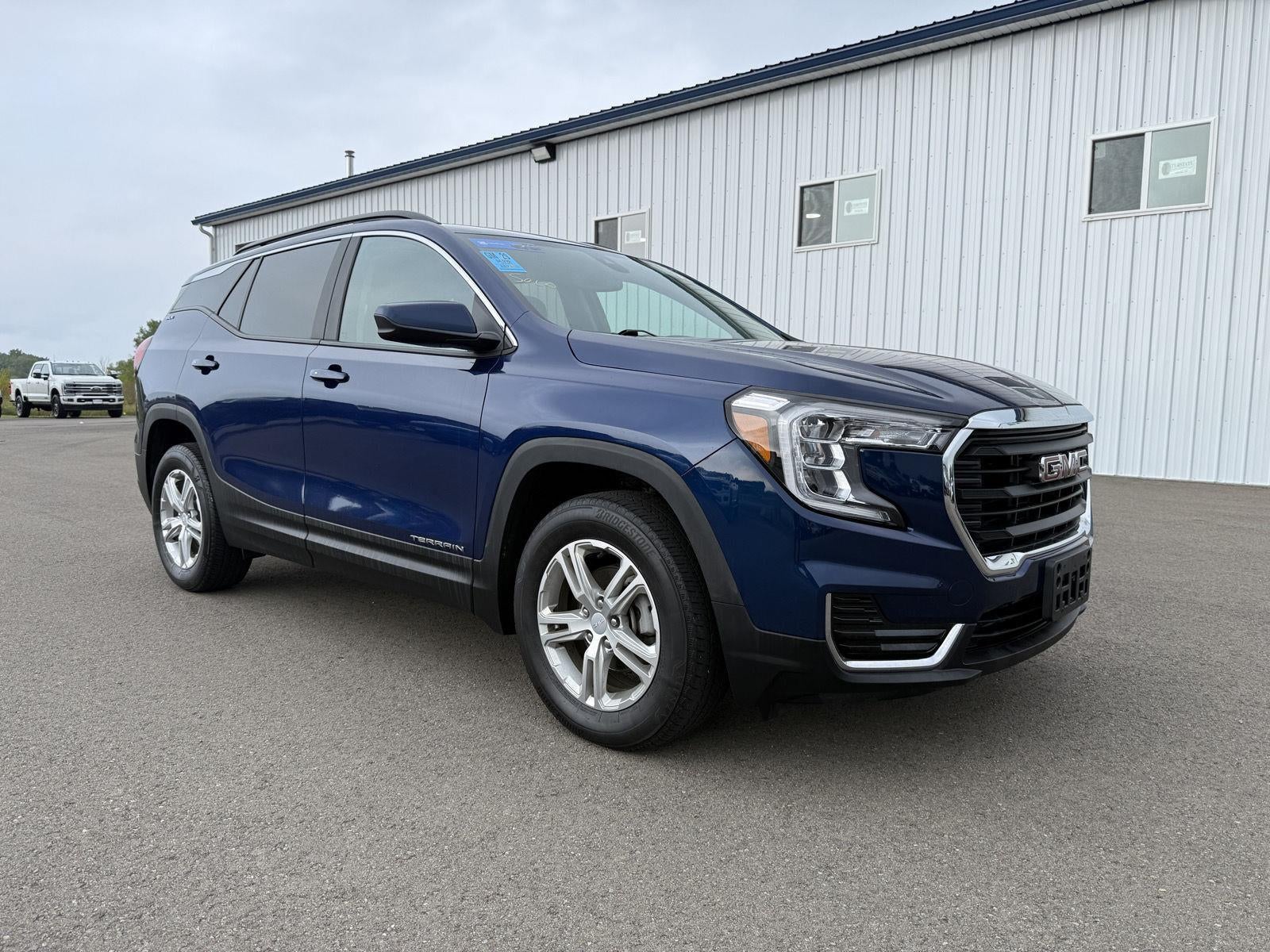 2023 GMC Terrain SLE