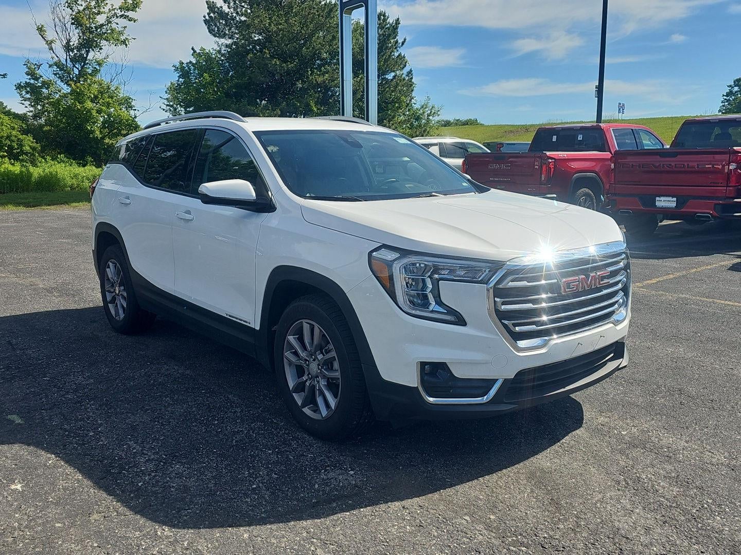 2024 GMC Terrain SLT