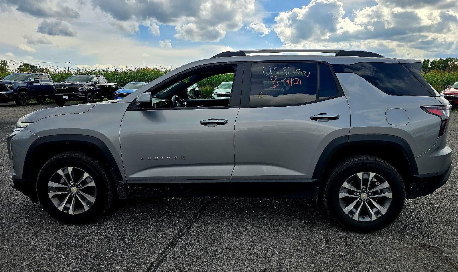 2025 Chevrolet Equinox AWD LT