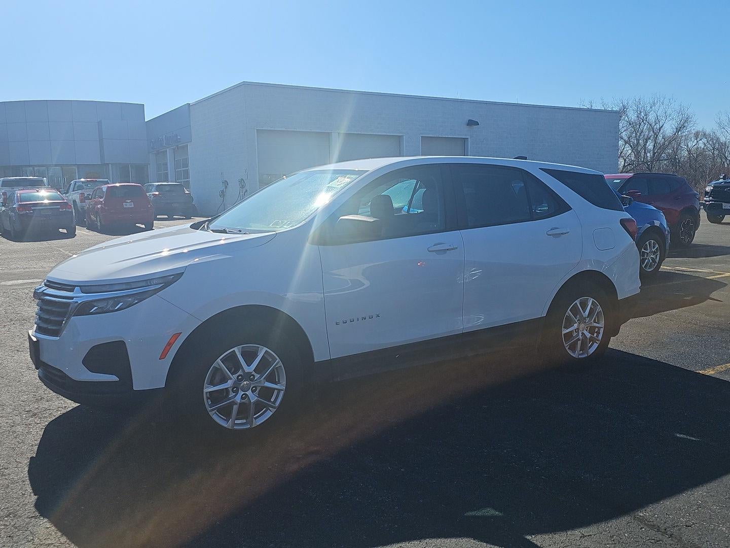 2023 Chevrolet Equinox LS