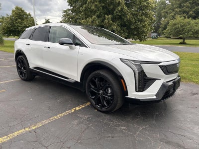 2025 Cadillac OPTIQ Luxury