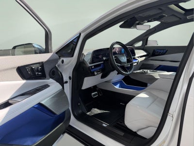 2025 Cadillac Optiq Luxury