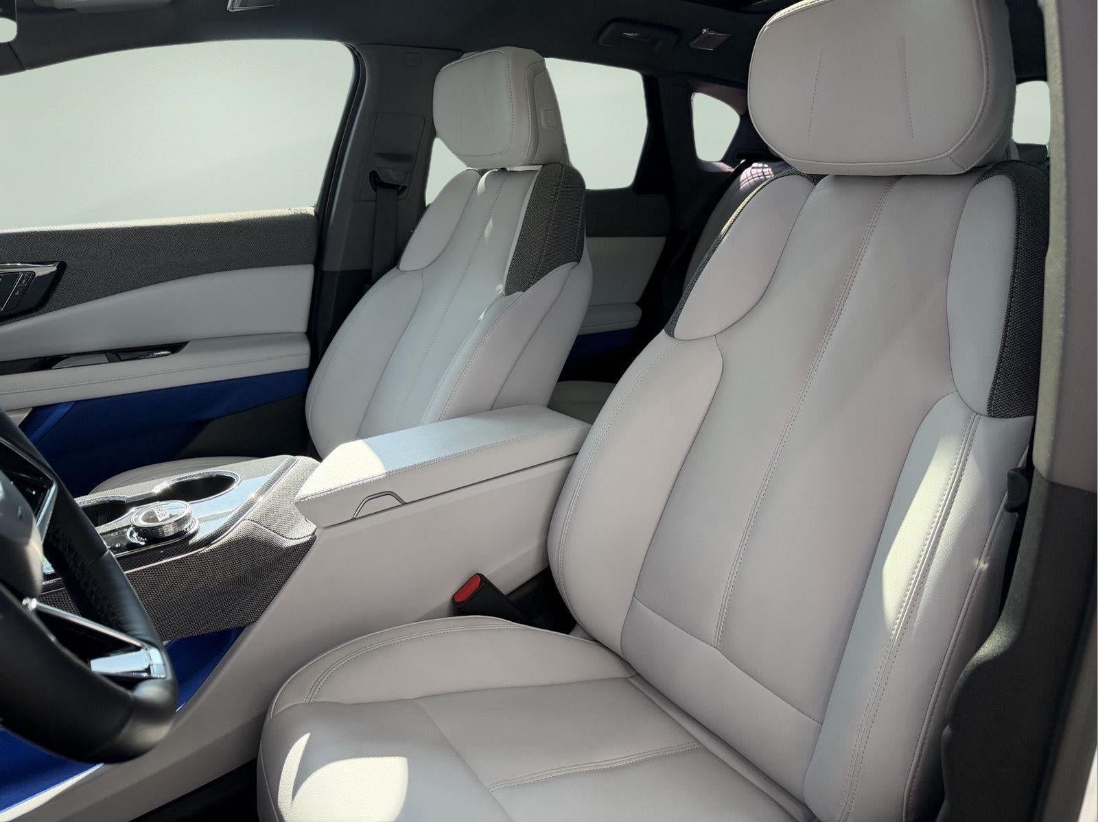 2025 Cadillac Optiq Luxury