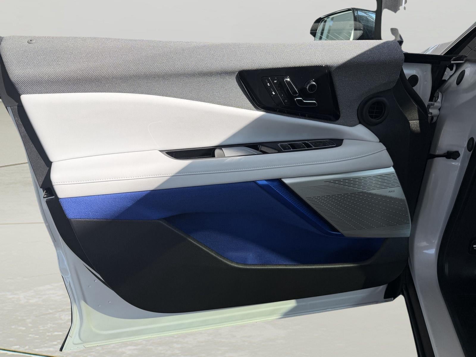 2025 Cadillac Optiq Luxury