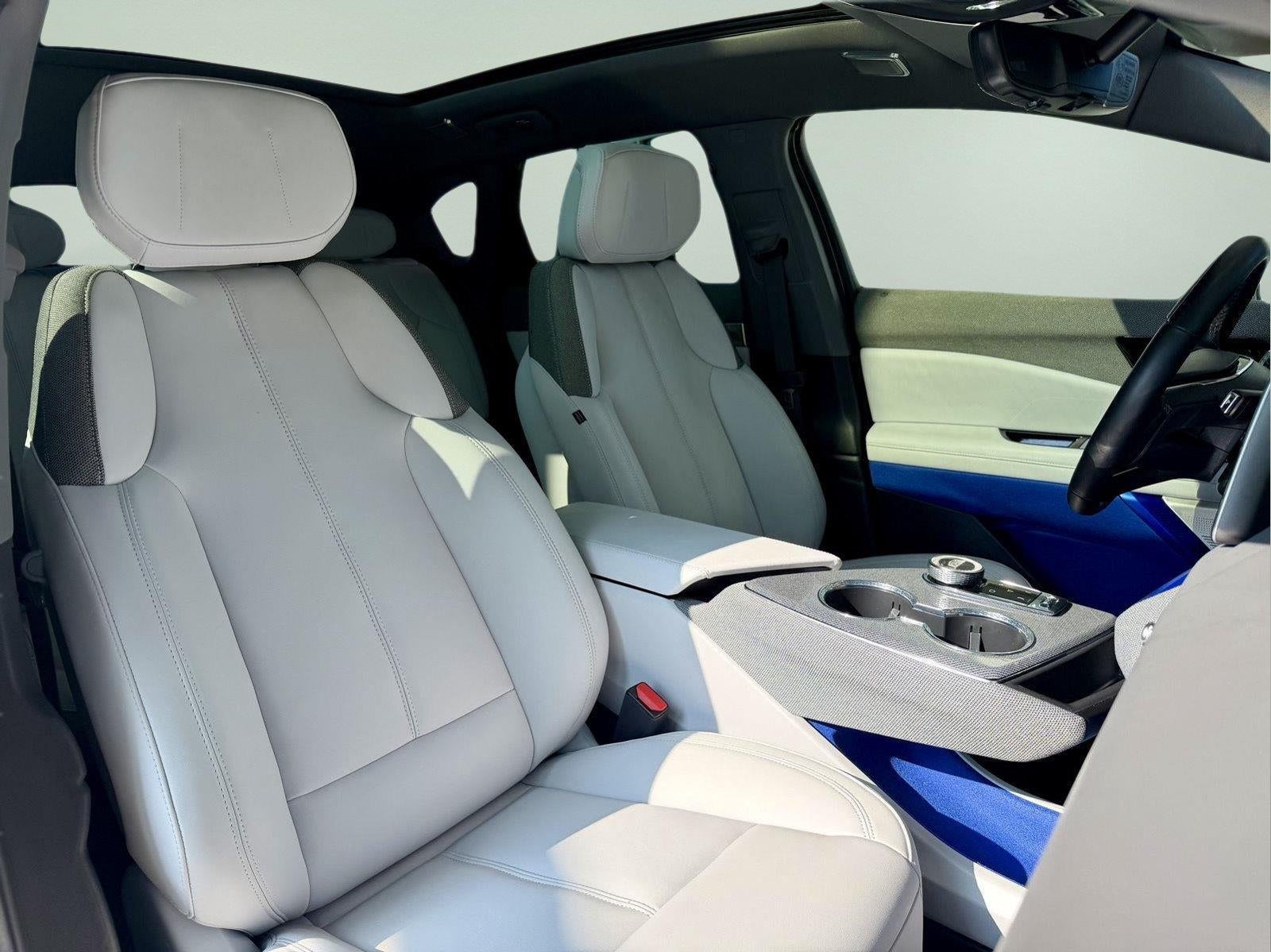 2025 Cadillac Optiq Luxury