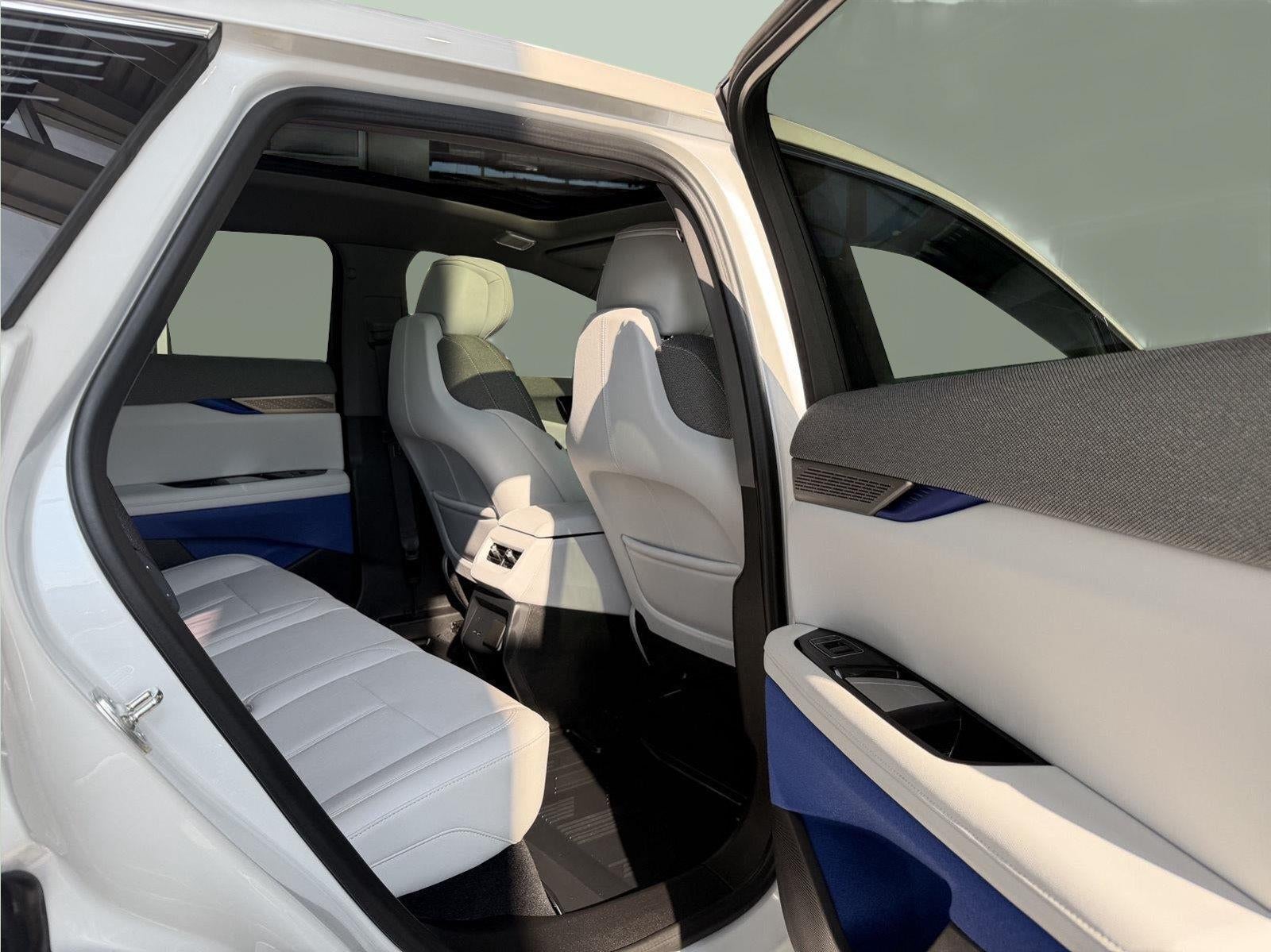 2025 Cadillac Optiq Luxury