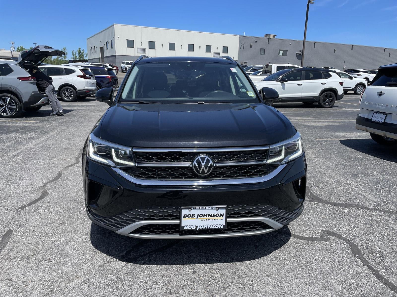2023 Volkswagen Taos SEL