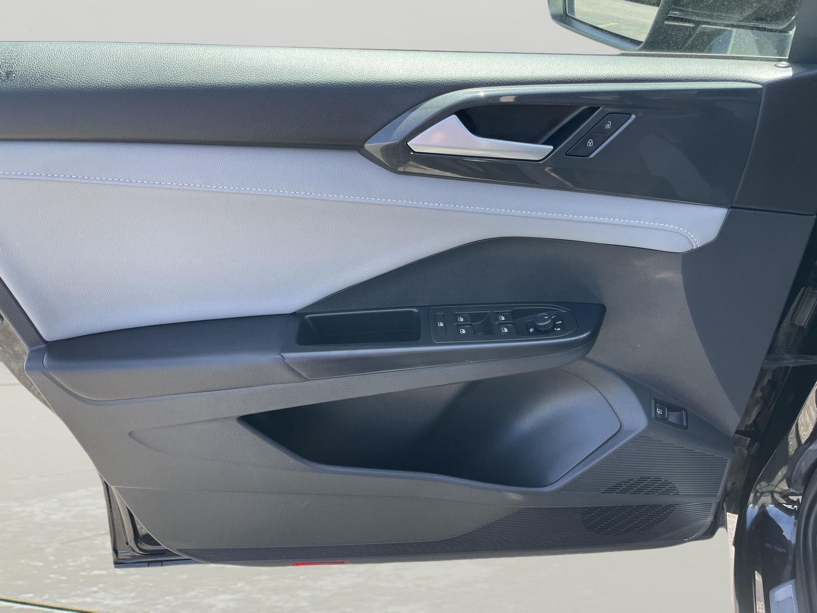 2023 Volkswagen Taos SEL