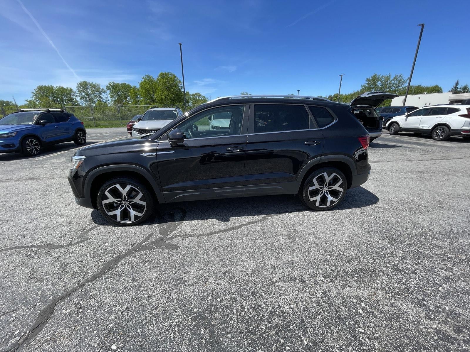 2023 Volkswagen Taos SEL
