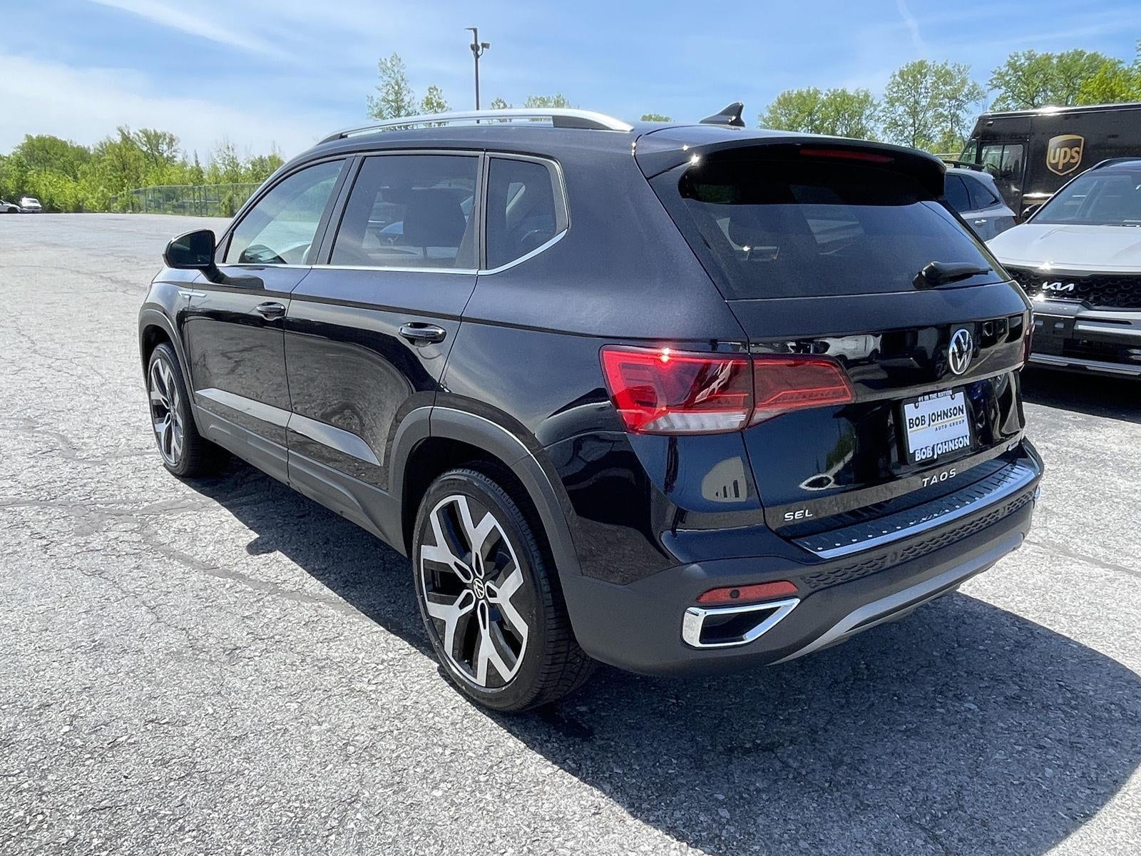 2023 Volkswagen Taos SEL