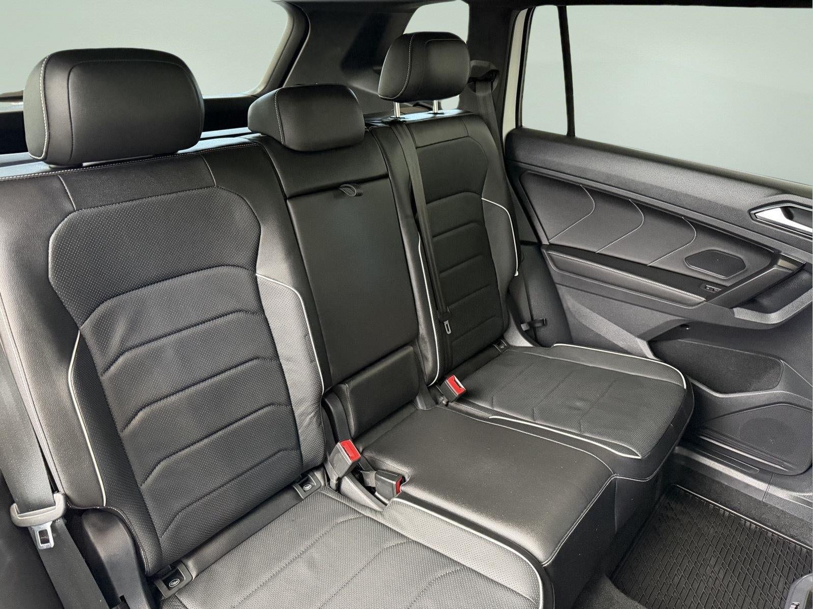2022 Volkswagen Tiguan SEL R-Line