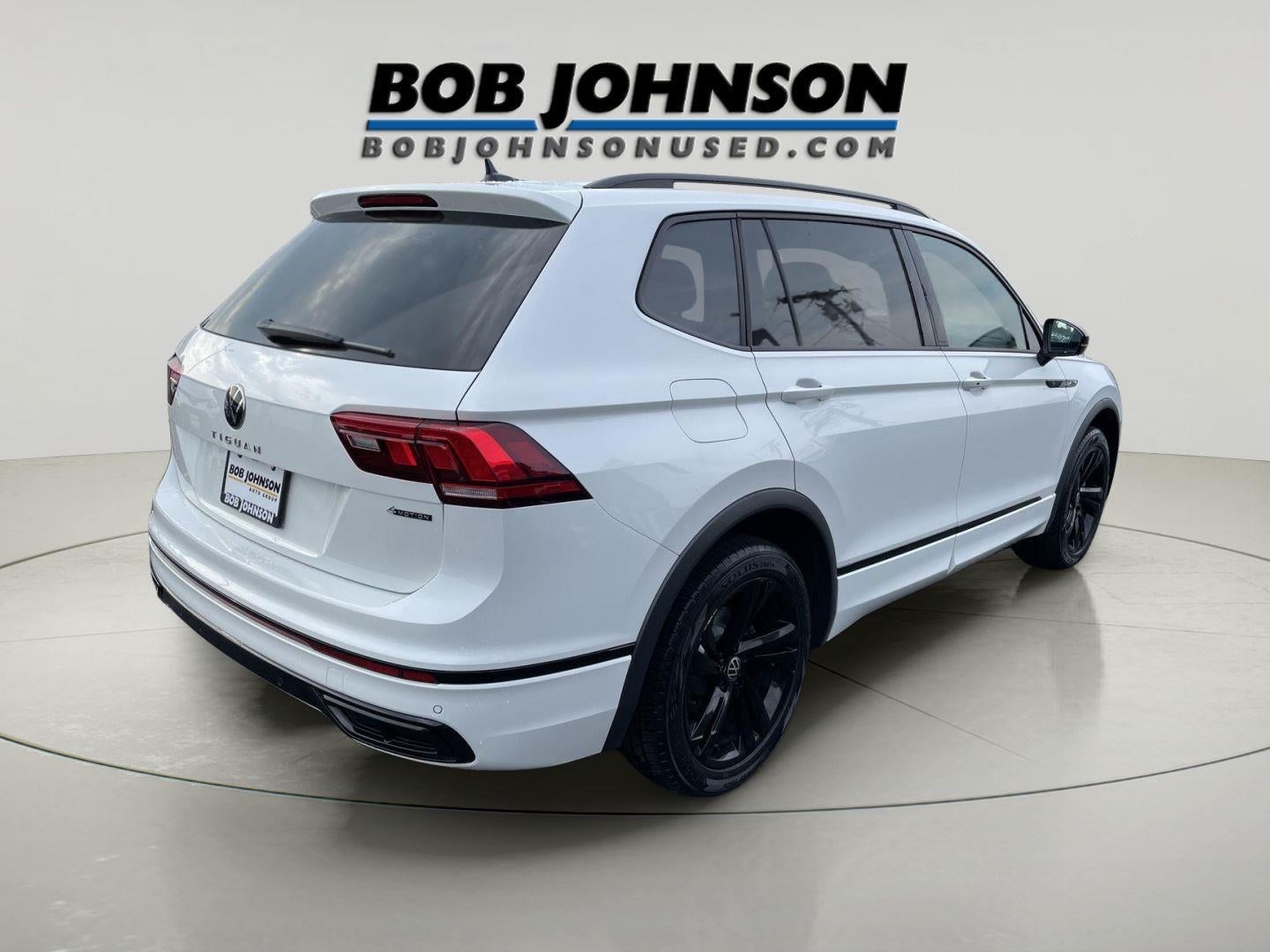 2023 Volkswagen Tiguan SE R-Line Black