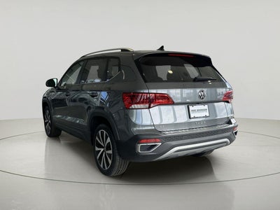 2023 Volkswagen Taos SE