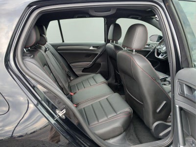 2019 Volkswagen Golf GTI SE