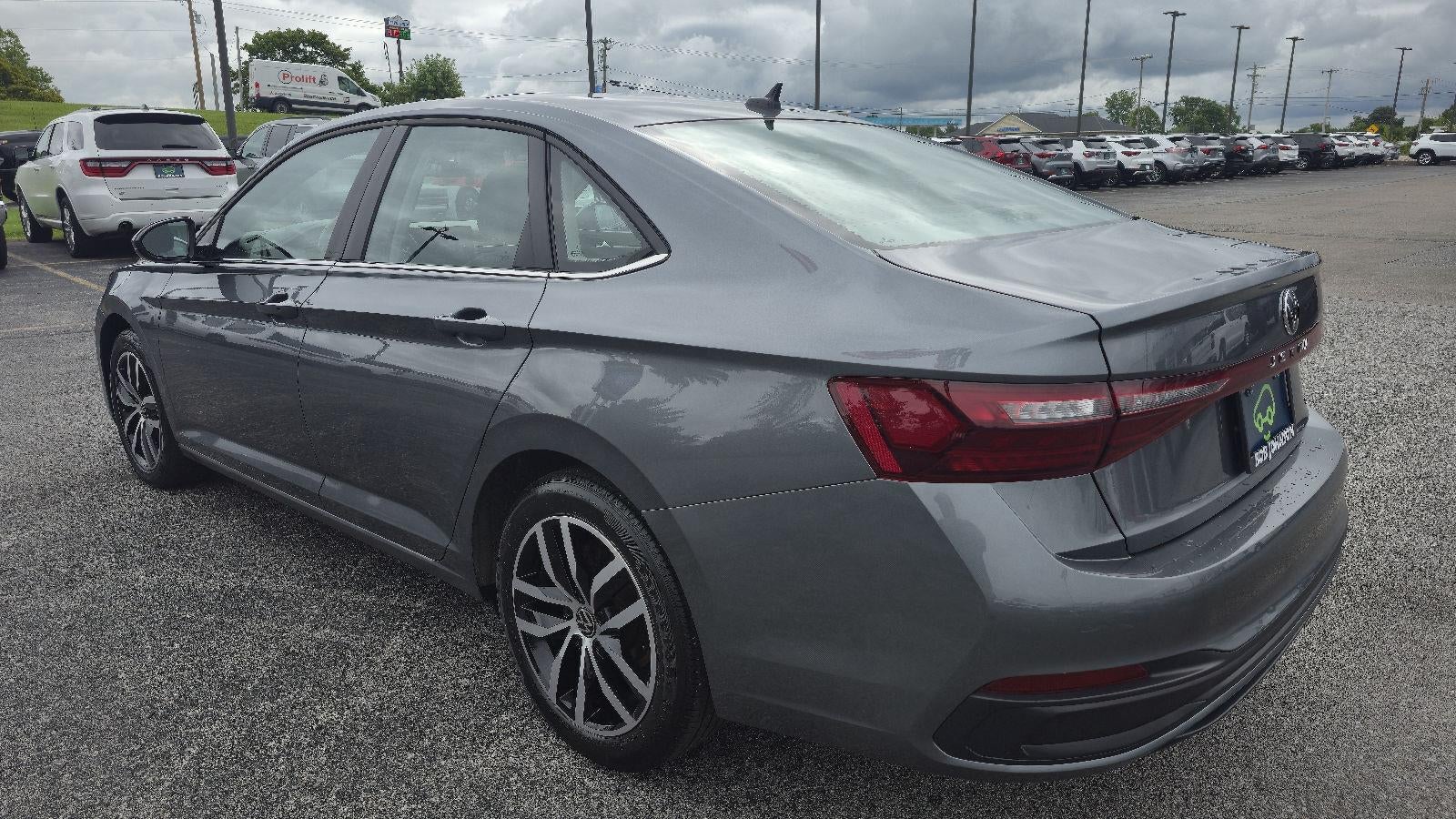 2025 Volkswagen Jetta SE
