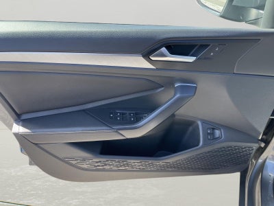 2023 Volkswagen Jetta SE