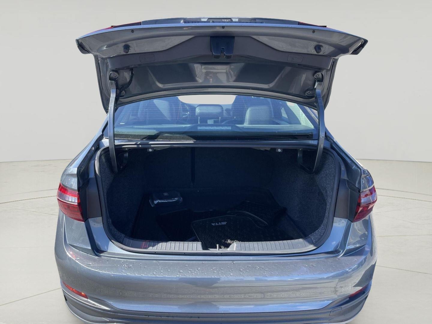 2023 Volkswagen Jetta SE
