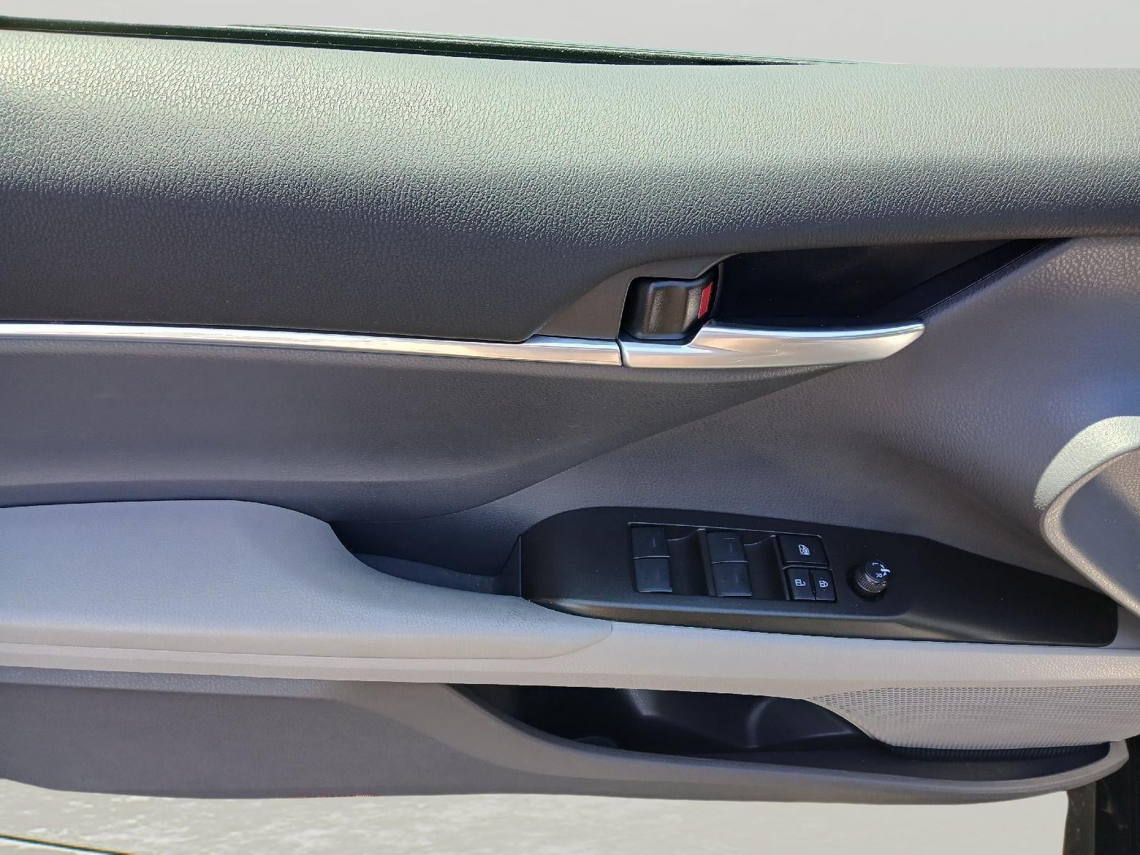 2024 Toyota CAMRY 4DSD