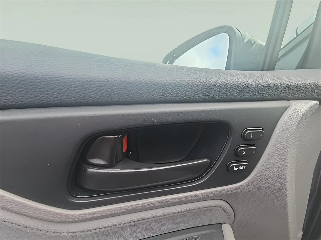 2023 Honda Odyssey EX-L Fresh Trade, Sunroof, Leather, Heated Seats, Remot