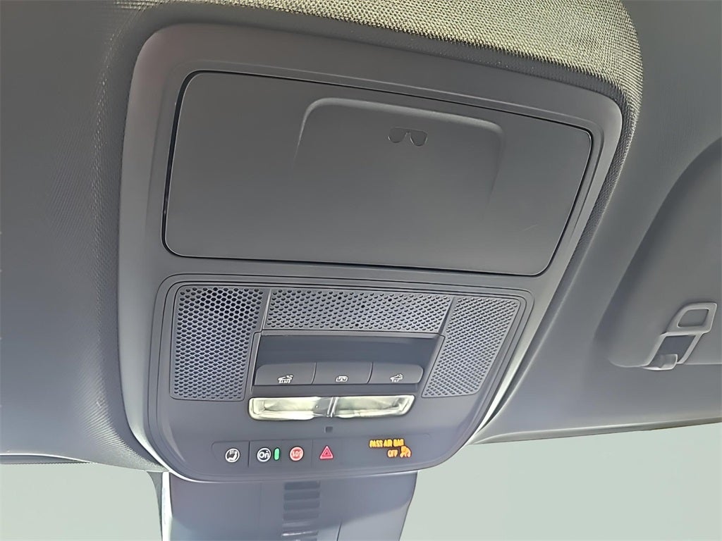 2025 Buick Enclave Sport Touring Fully Loaded, Super Cruise, Sunroof, (CarBravo!!!)