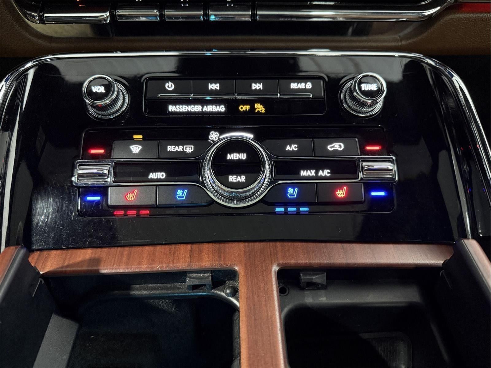 2022 Lincoln Navigator L Reserve