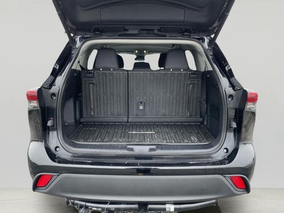 2021 Toyota Highlander LE