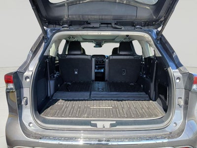 2022 Toyota Highlander Platinum