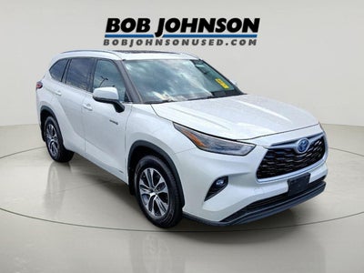 2021 Toyota Highlander Hybrid XLE